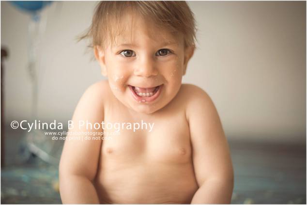 Children Photography, Syracuse NY, Cylinda B Photography, Baby boy, one year old, cake smash