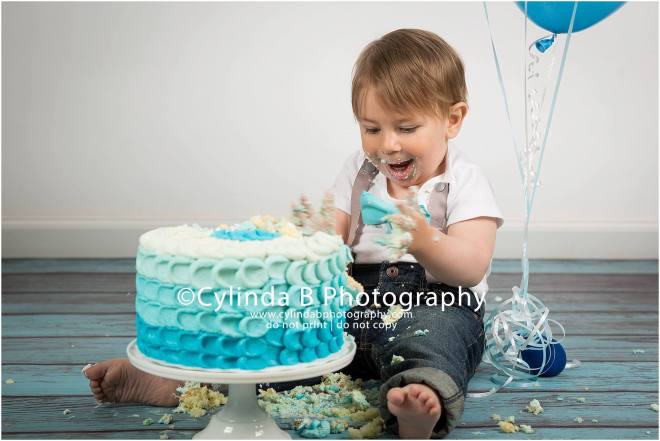 Children Photography, Syracuse NY, Cylinda B Photography, Baby boy, one year old, cake smash