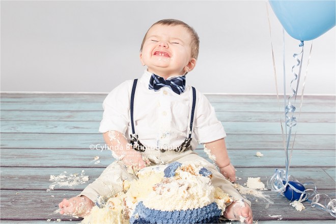 Boy Cake Smash, Syracuse Photographer, children, cake, boy
