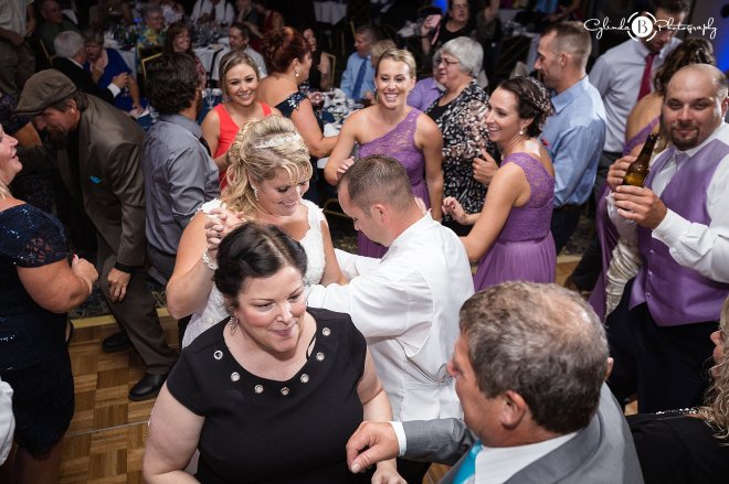 ramada-geneva-lakefront-wedding-geneva-wedding-cylinda-b-photography-50