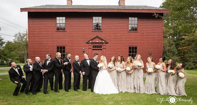 the-beeches-inn-rome-wedding-rome-wedding-photographer-cylinda-b-photography-41