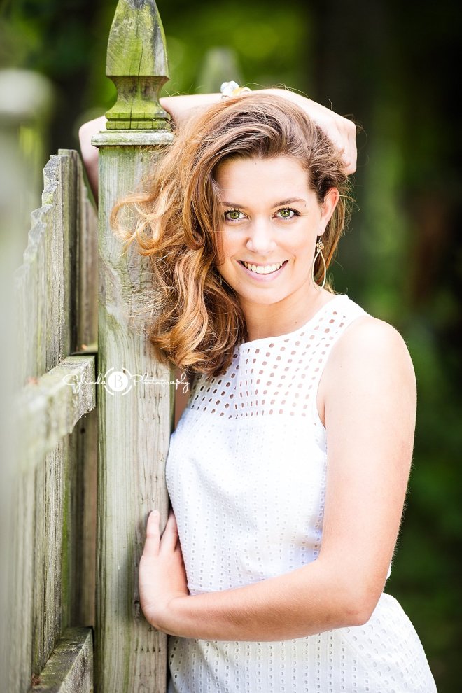 syracuse-senior-portrait-senior-photos-cylinda-b-photography-the-farm-baldwinsville-3