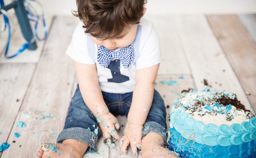 Syracuse Cake Smash | Max is&nbsp;One!