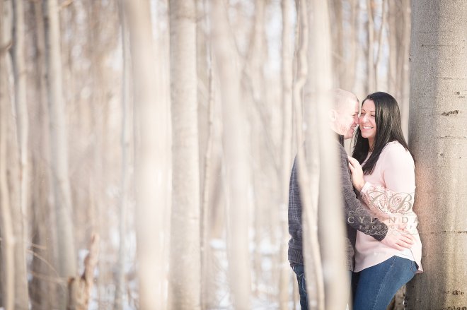 syracuse-engagement-outdoor-farm-engagement-syracuse-wedding-photographer-8
